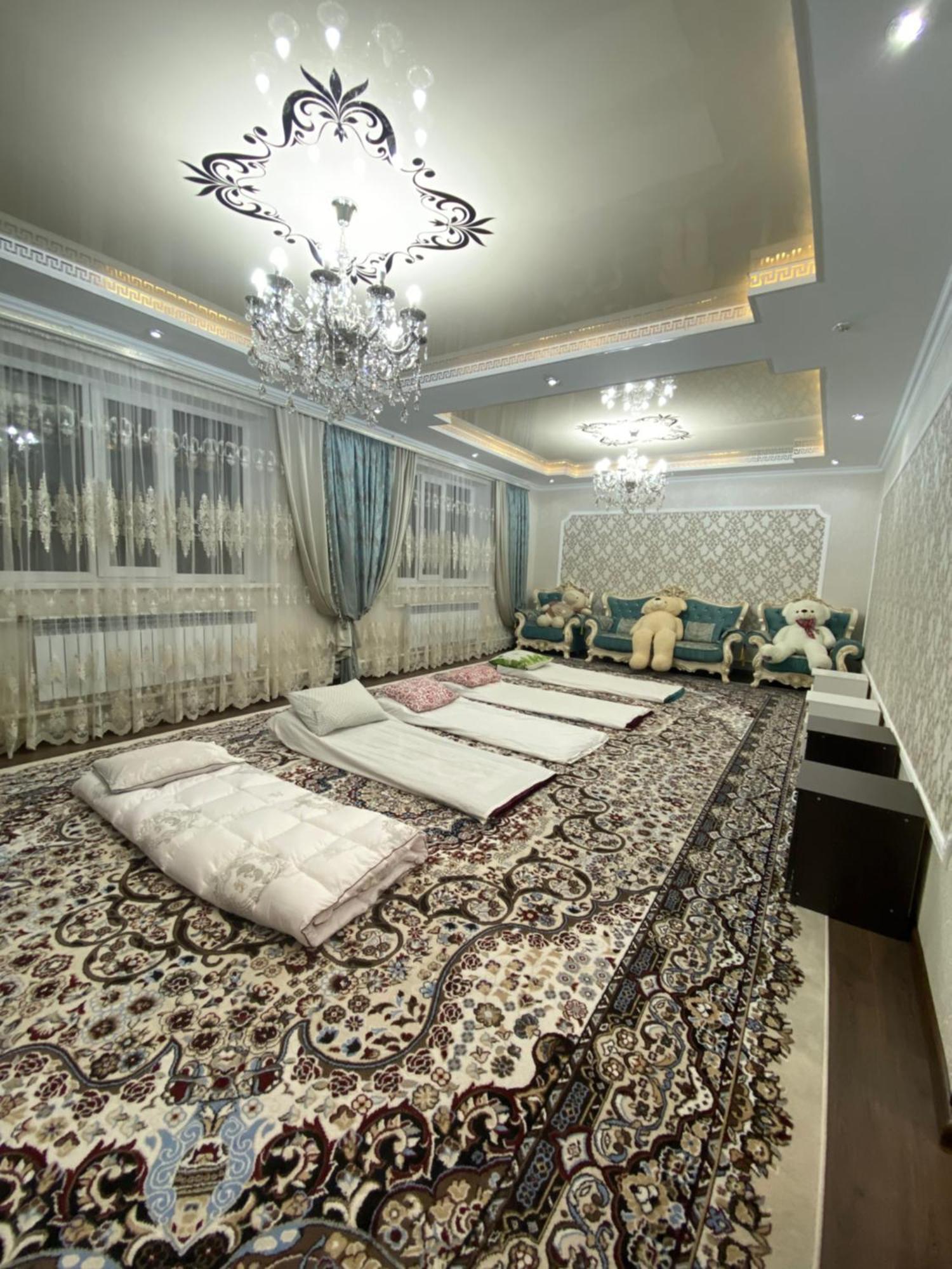 Guest House Glover كاراكول المظهر الخارجي الصورة
